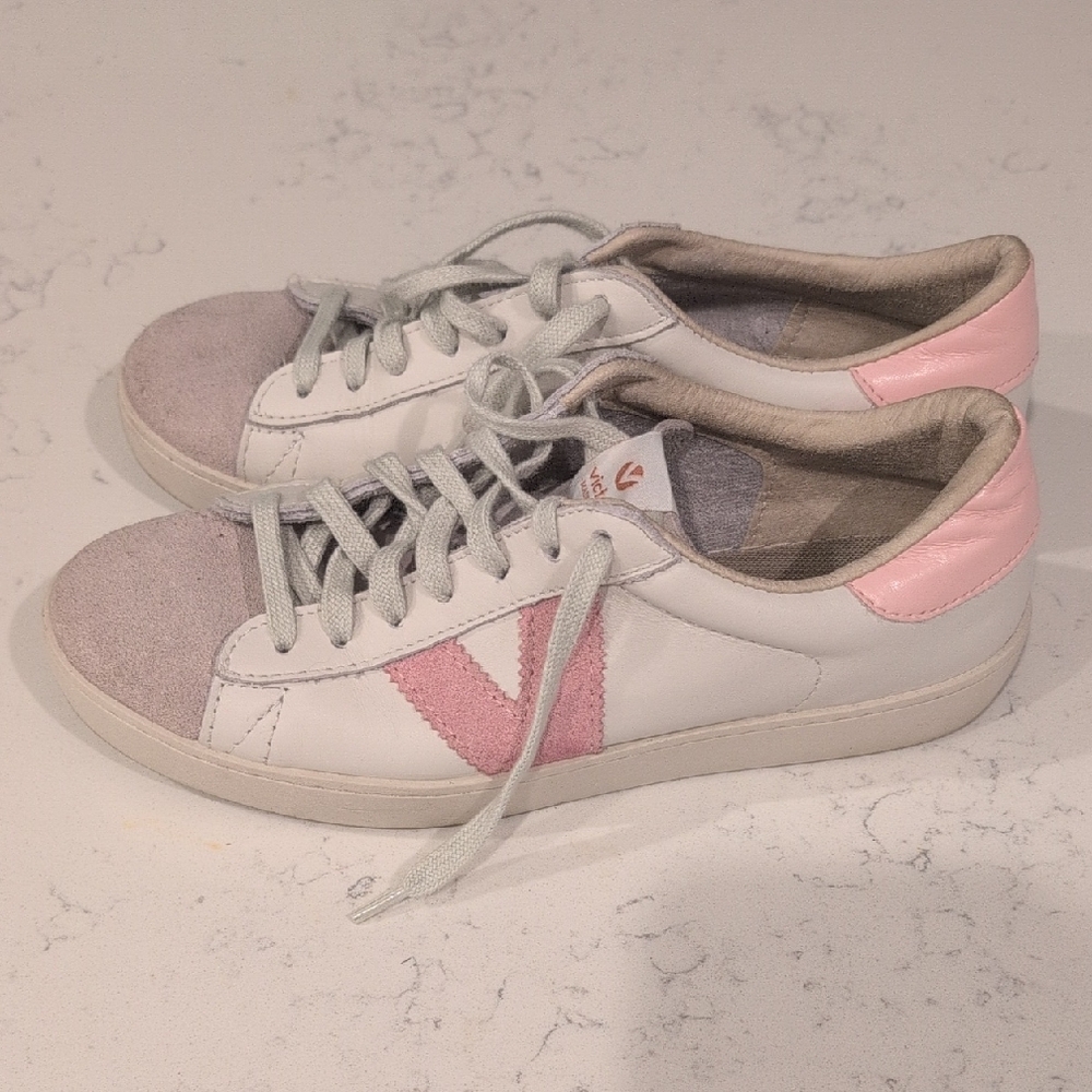 Veja Women's White and Pink Accent Sneakers
